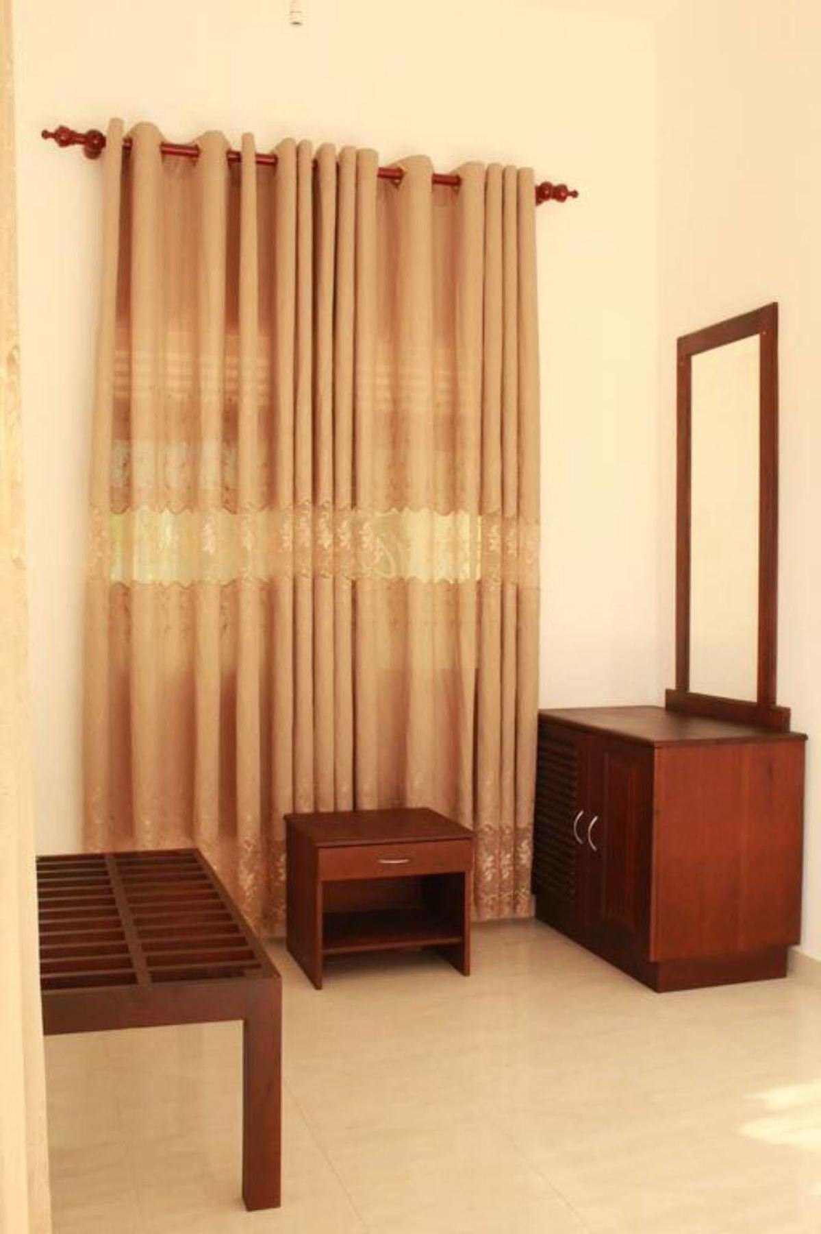 Pearl City Hotel Tissamaharama Luaran gambar